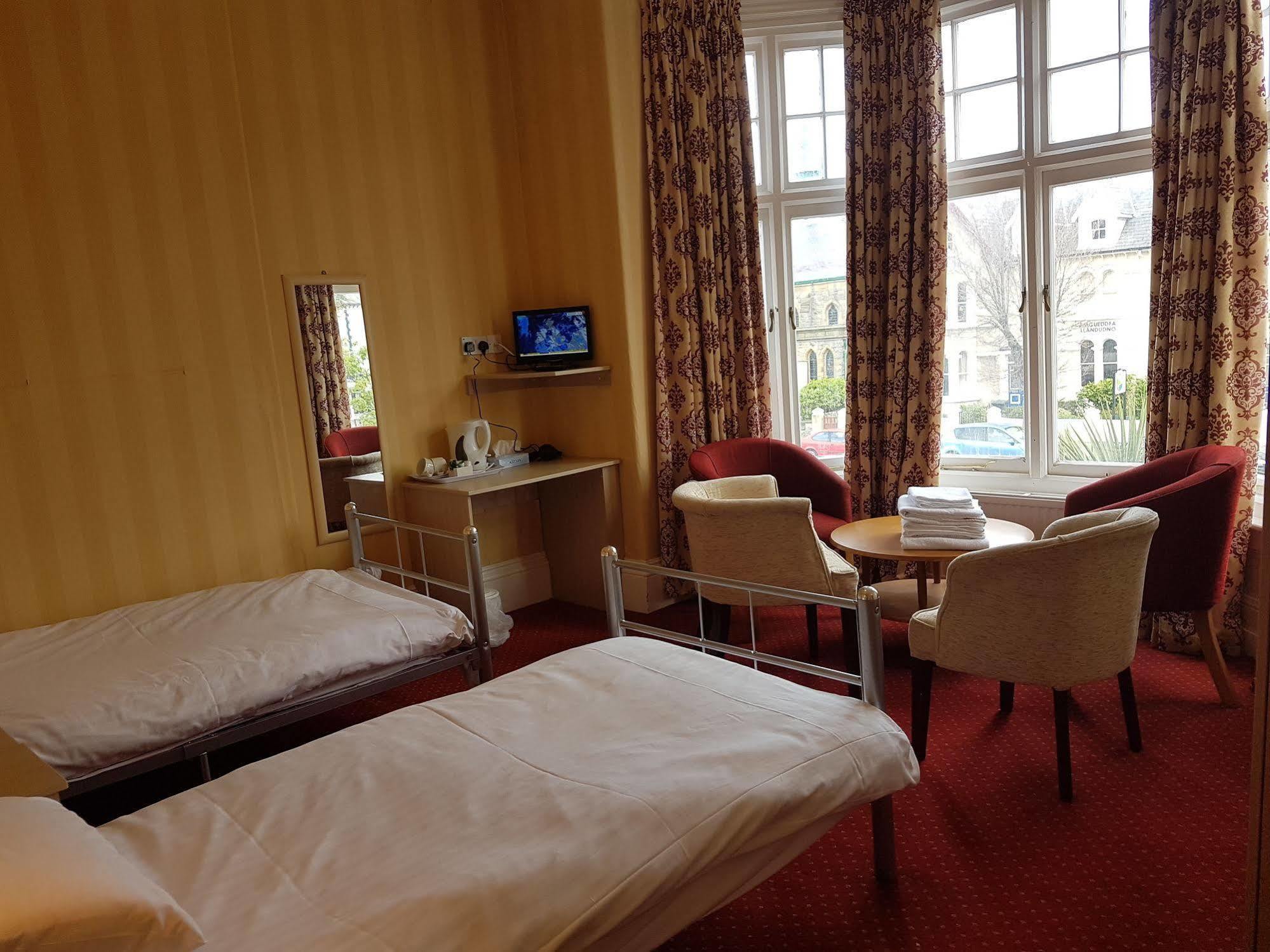 Grand Ash Hotel Llandudno Zewnętrze zdjęcie