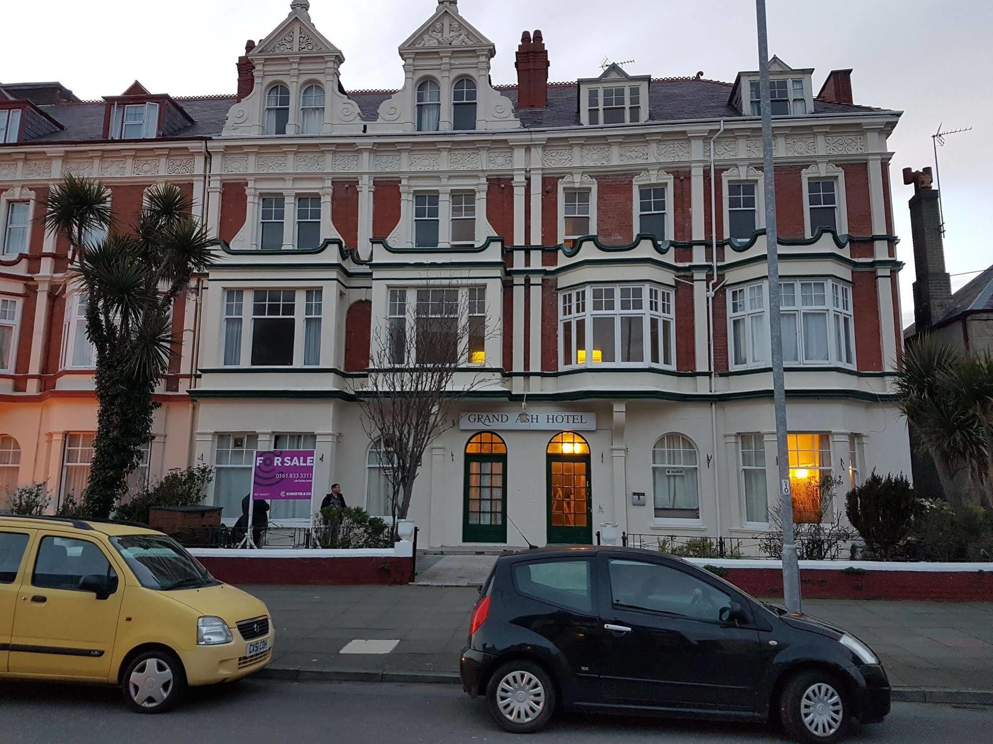 Grand Ash Hotel Llandudno Zewnętrze zdjęcie